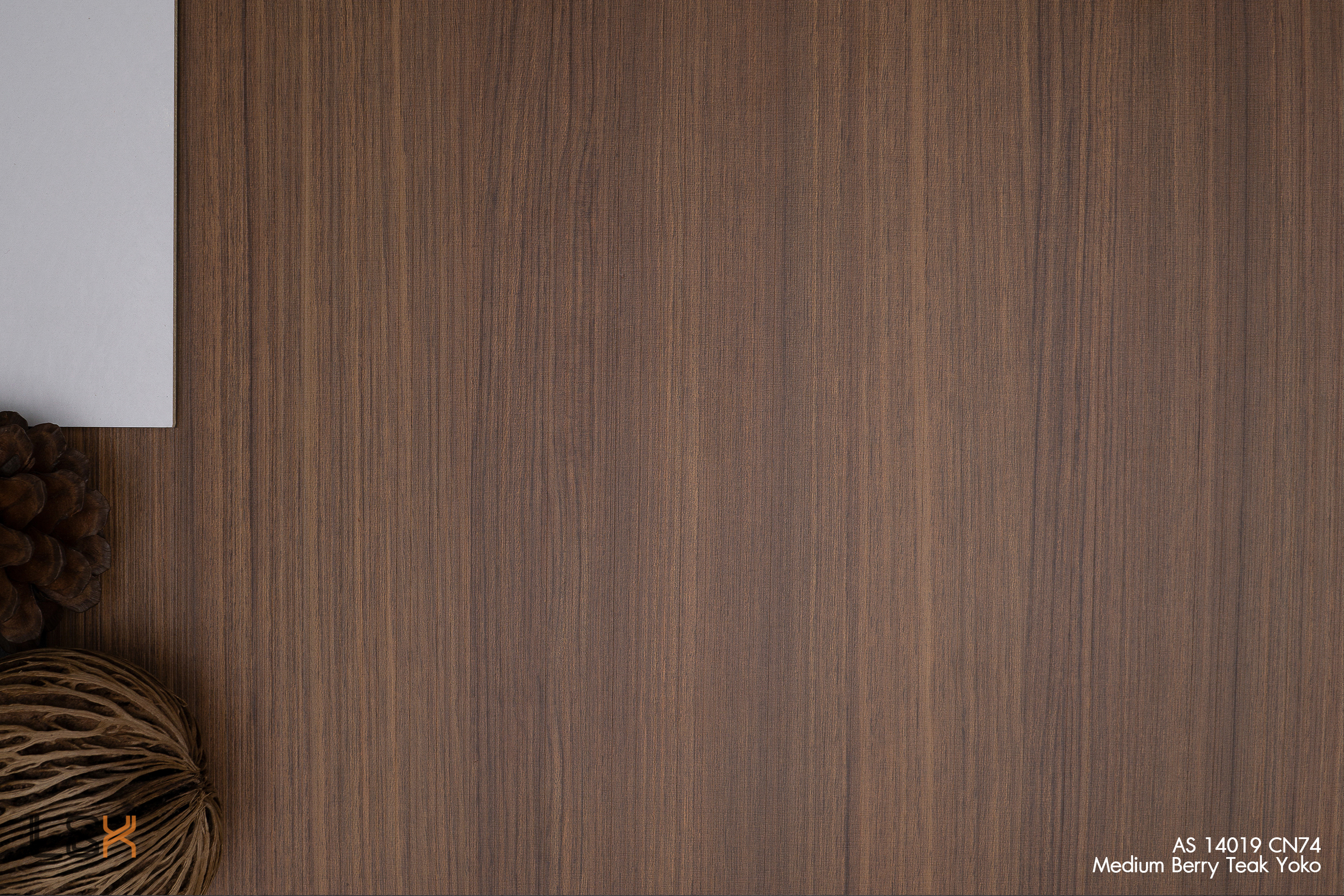 แผ่นลามิเนต สี Medium Berry Teak Yoko ผิวไม้ product_closeup_image